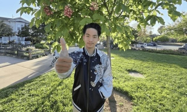 3岁获逾百间大学录取收300万奖学金。瓦力娱乐棋牌美籍亚裔男孩有望创纪录1(图2)