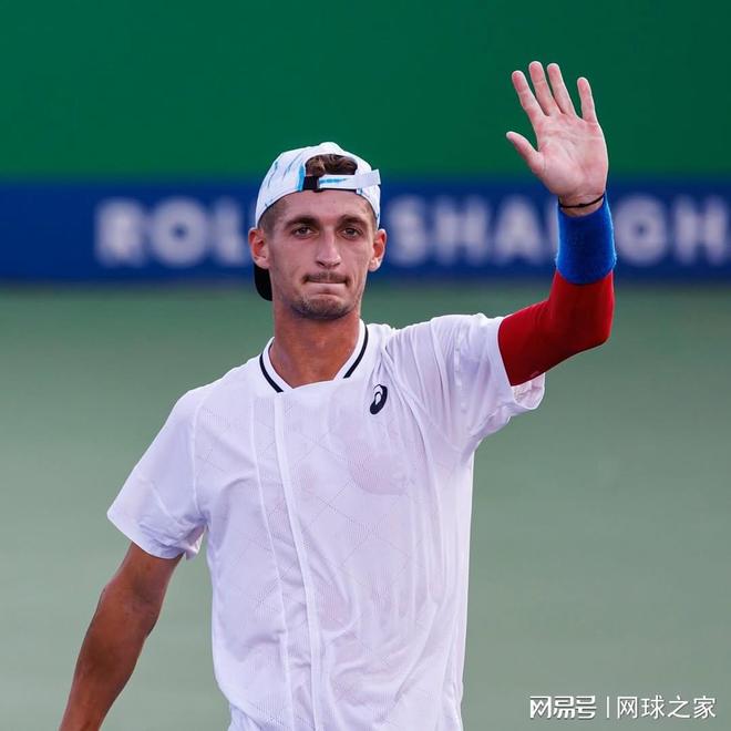 份证！阿特马纳有望被中国归化瓦力娱乐棋牌渴望拿到中国身(图2)